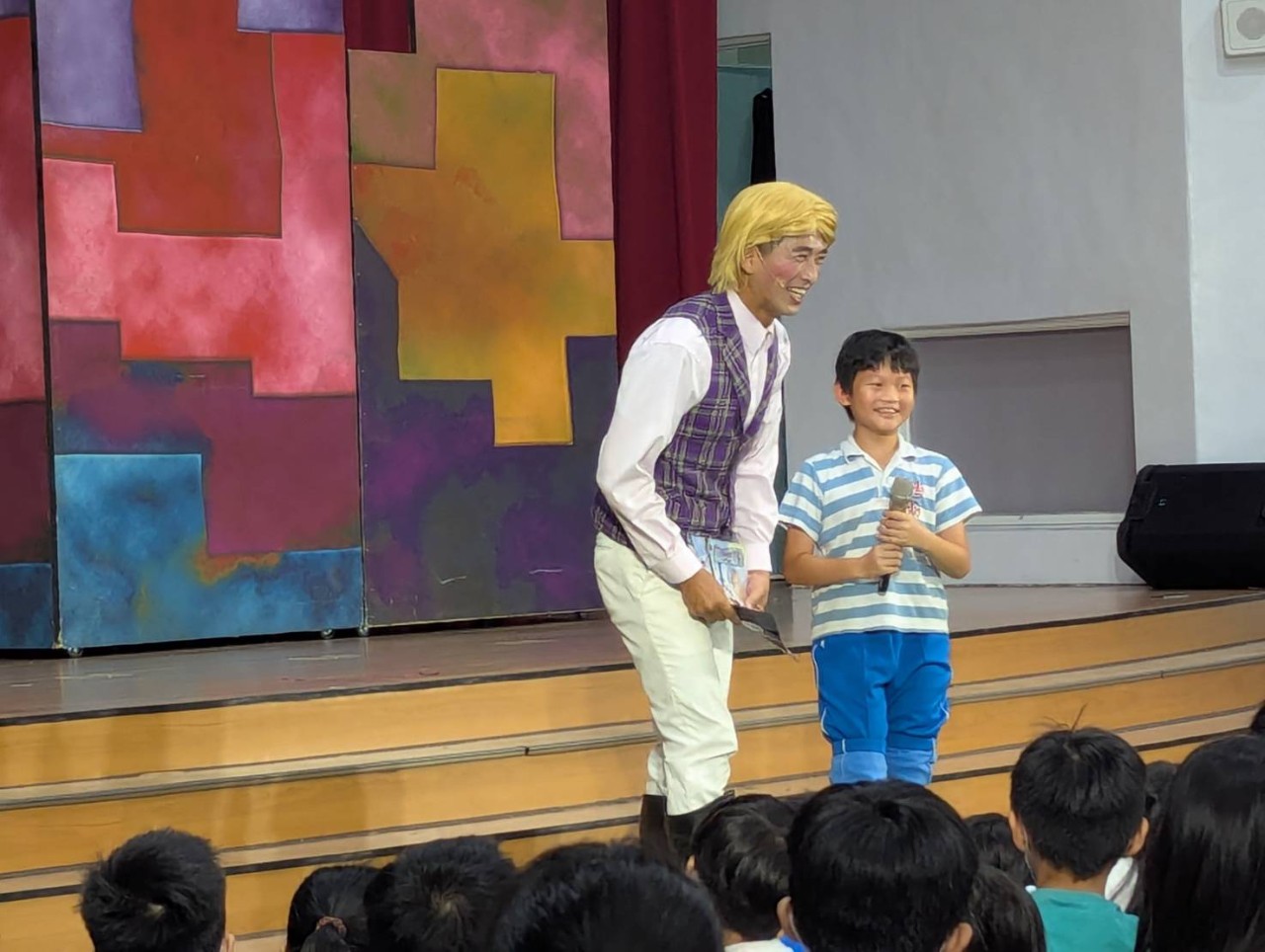 紙風車劇團蒞校展演反毒劇場